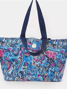 New in bag NWT GWP Lilly pulitzer Paisley Canvas Tote Bag with Navy Handle large